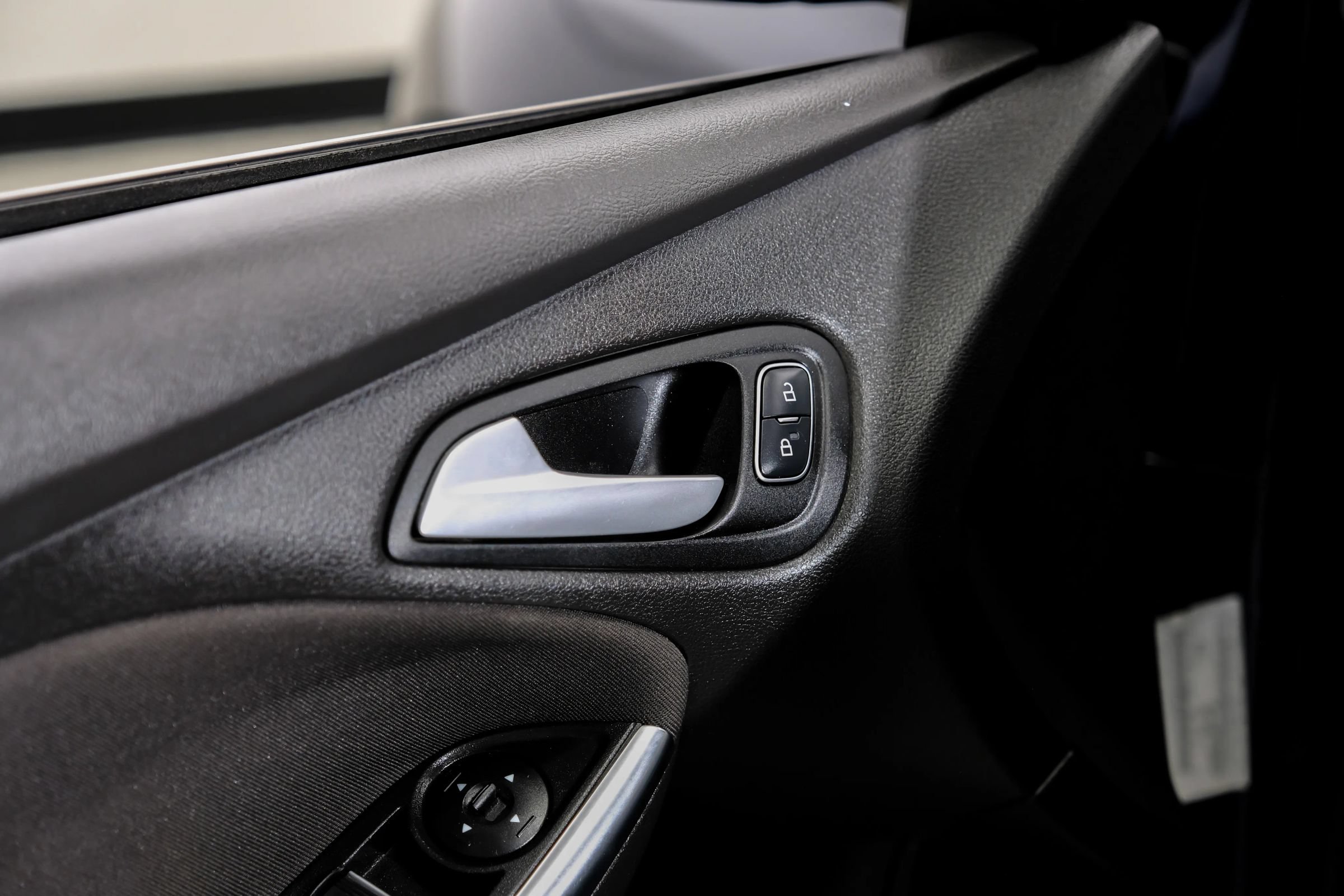 Used 2017 Ford Focus ST FWD image 51