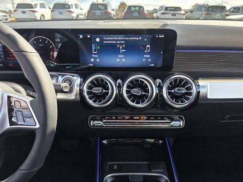 New 2026 Mercedes-Benz GLB 250 image 27
