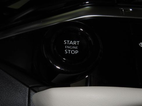 New 2026 Nissan Pathfinder SL AWD/4WD image 30