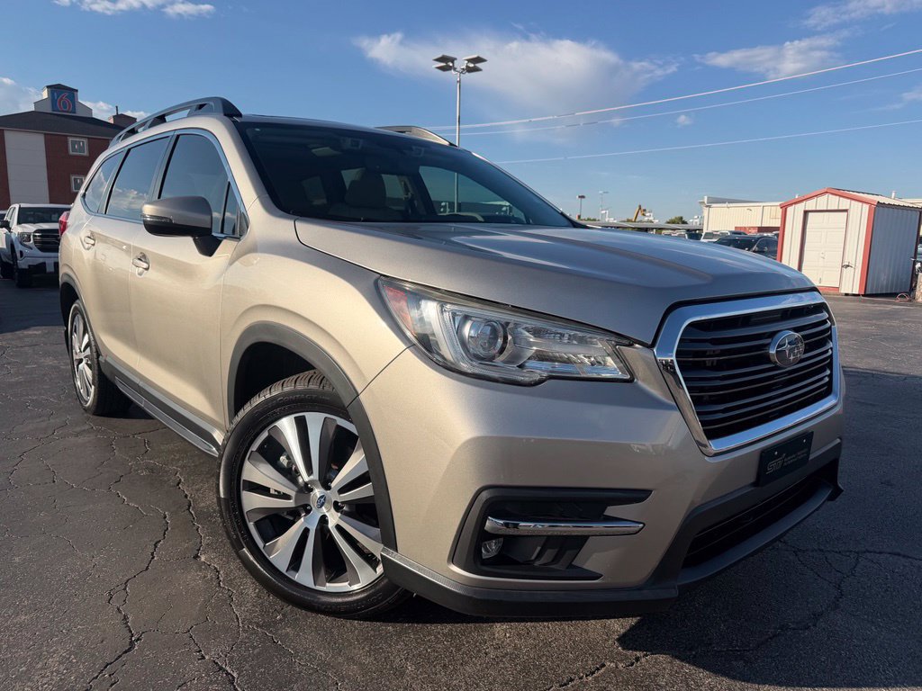 Used 2020 Subaru Ascent Limited w/ Technology Package AWD/4WD image 2