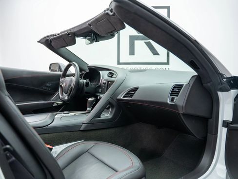 Used 2016 Chevrolet Corvette Stingray Coupe w/ 3LT Preferred Equipment Group image 33