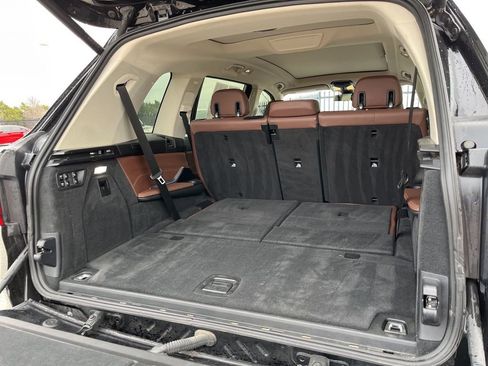 Used 2022 BMW X7 xDrive40i w/ Parking Assistance Package image 10
