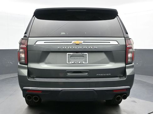Used 2023 Chevrolet Suburban Premier AWD/4WD image 7