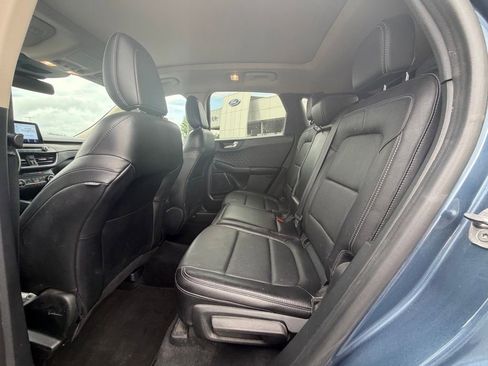 Used 2020 Ford Escape Titanium w/ Titanium Premium Package 2.0 AWD/4WD image 14