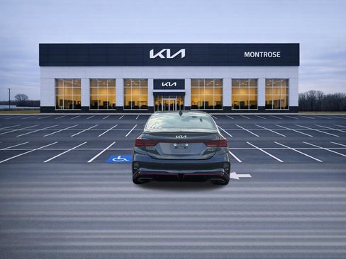 Used 2023 Kia Forte GT FWD image 6