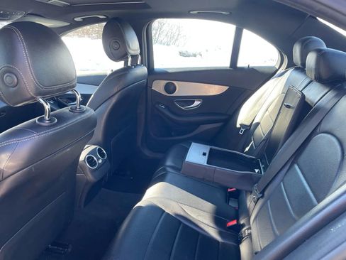 Used 2018 Mercedes-Benz C 300 4MATIC Sedan image 12