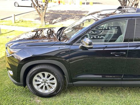 Used 2026 Toyota Grand Highlander AWD Hybrid image 10