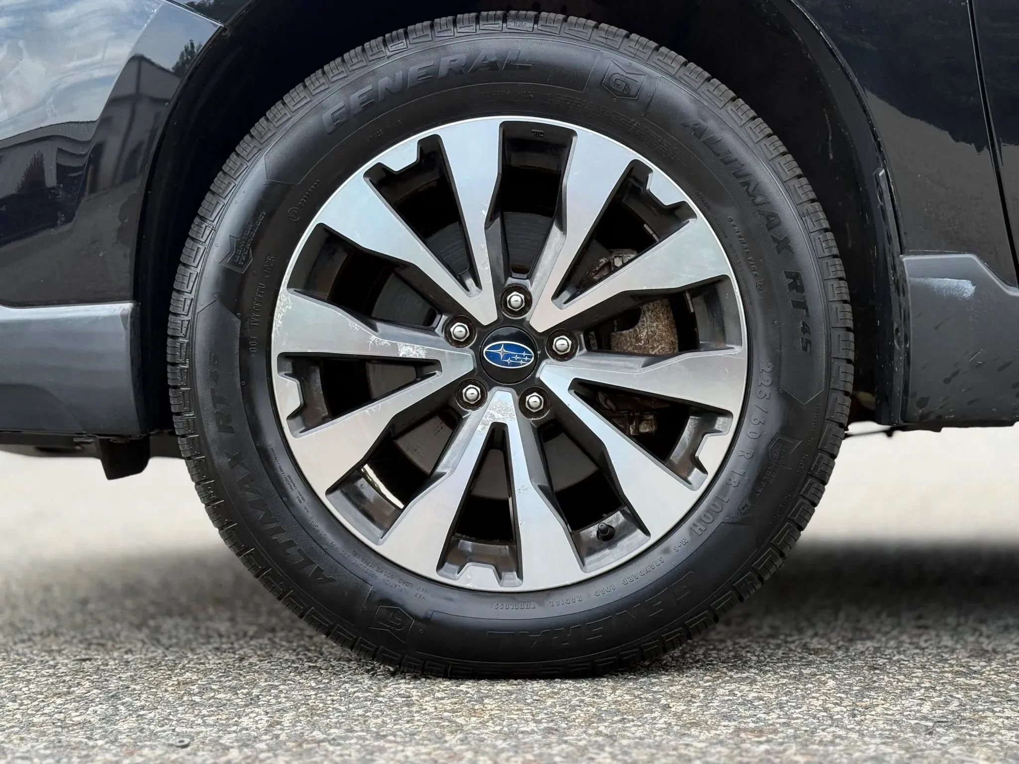 Used 2016 Subaru Outback 2.5i Limited AWD/4WD image 31
