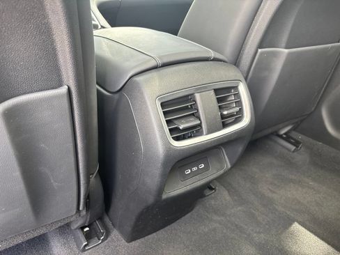 Used 2023 Acura RDX w/ Technology Package FWD image 31