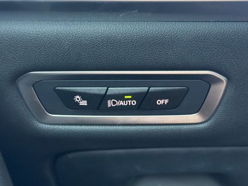 Certified 2024 BMW X7 M60i w/ Executive Package image 38