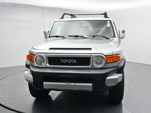 Used 2008 Toyota FJ Cruiser 4WD w/ Convenience Pkg image 2