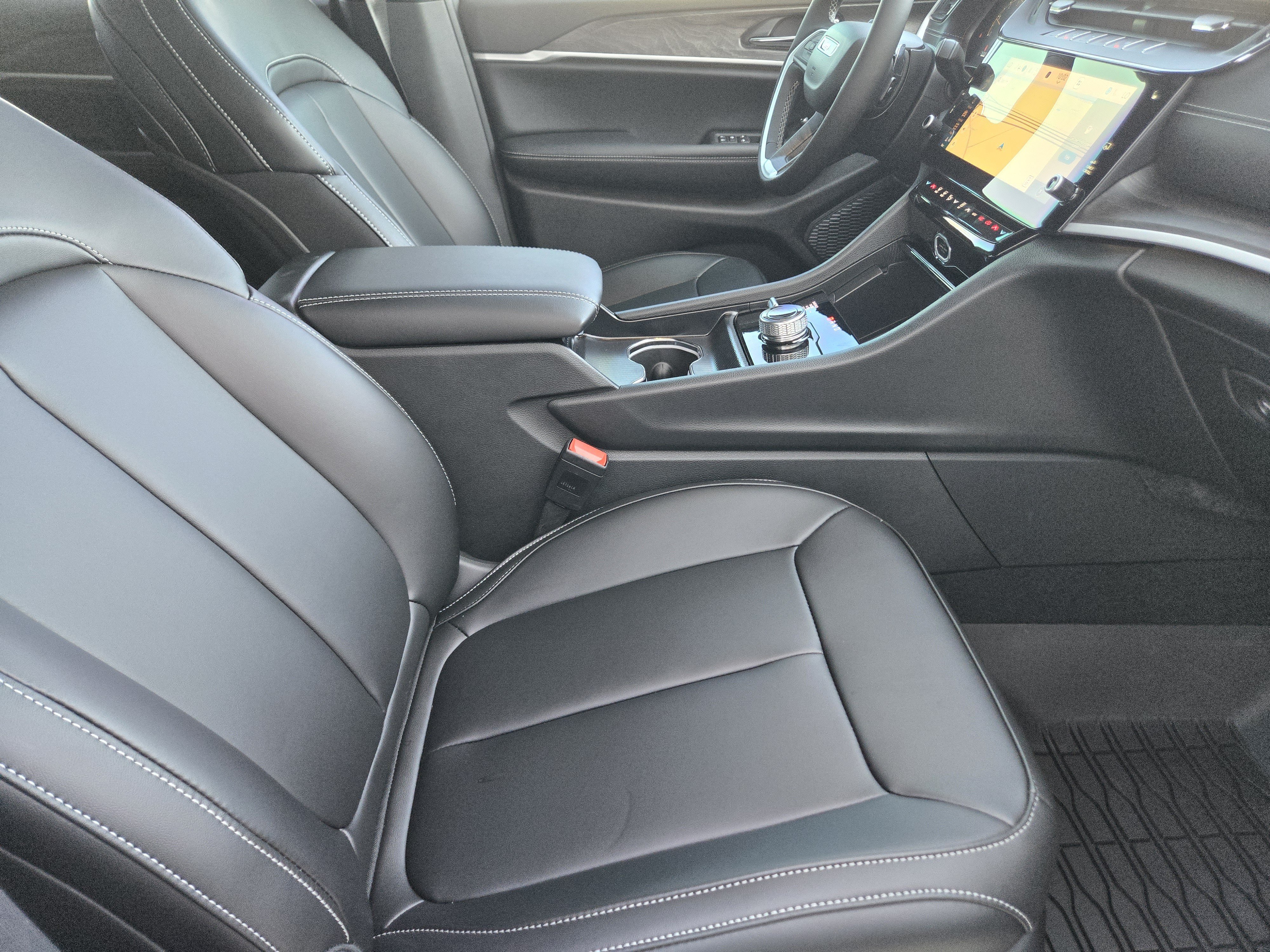 New 2027 Jeep Grand Cherokee Limited AWD/4WD image 11