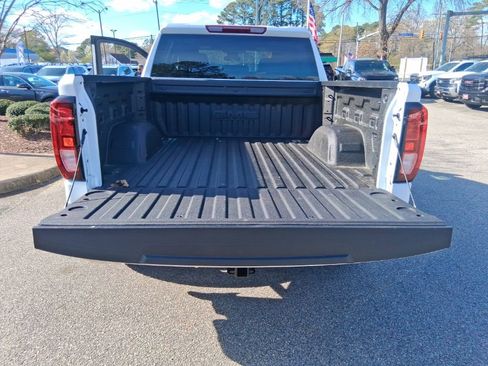Used 2026 GMC Sierra 1500 SLE image 22