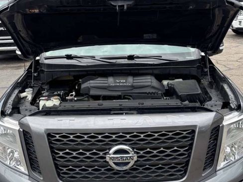 Used 2019 Nissan Titan SV w/ SV Convenience Package AWD/4WD image 26
