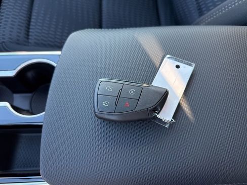 New 2026 Chevrolet Equinox LT w/ Safety and Technology Package image 29