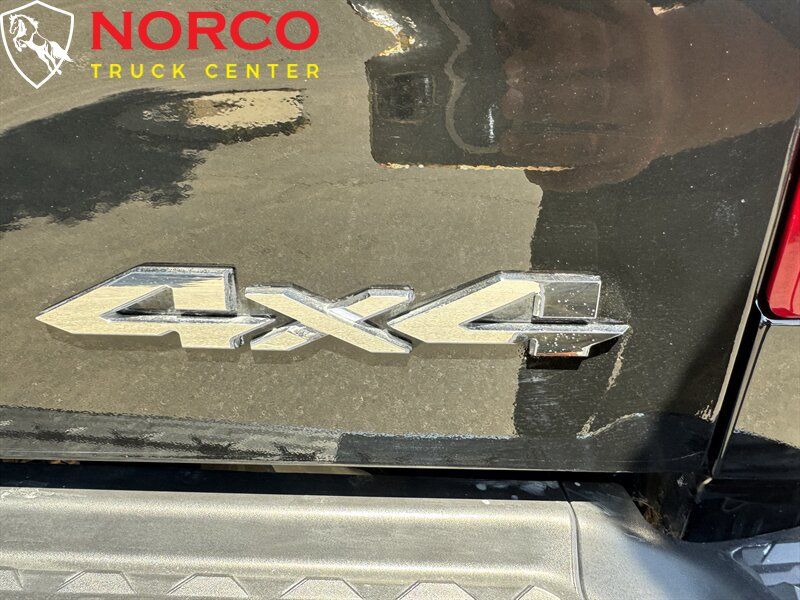 Used 2024 RAM 3500 Big Horn AWD/4WD image 10