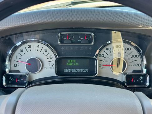 Used 2014 Ford Expedition Limited w/ Equipment Group 301A image 13