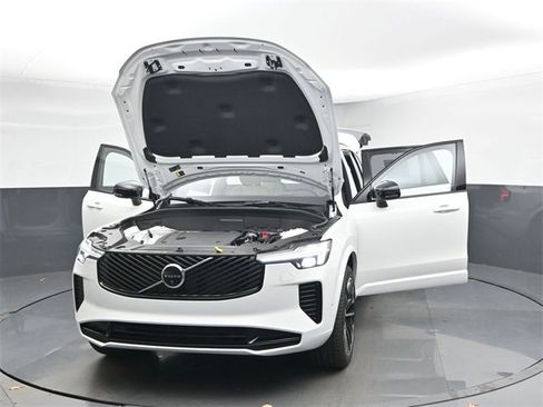 New 2026 Volvo XC90 B6 Ultra w/ Protection Package Premier image 55