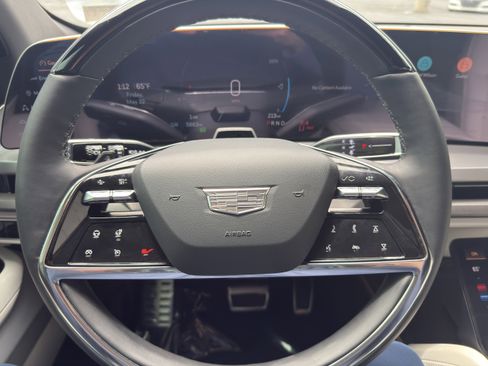 Used 2026 Cadillac Vistiq Sport w/ LPO, Floor Liner Package AWD/4WD image 14