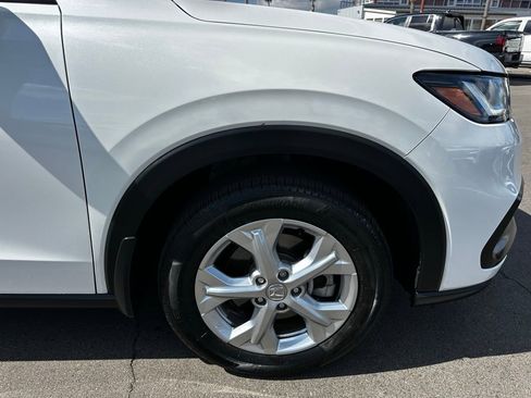 Used 2024 Honda HR-V LX image 7