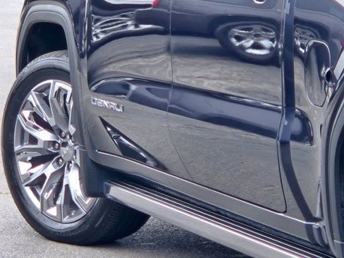 Used 2024 GMC Sierra 1500 Denali image 17