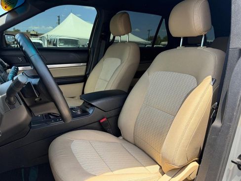 Used 2017 Ford Explorer 4WD image 18