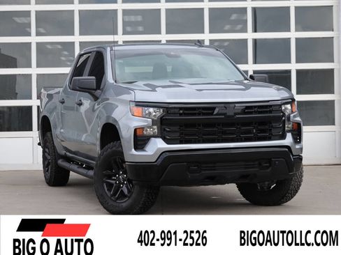 Used 2026 Chevrolet Silverado 1500 Custom Trail Boss w/ Dark Appearance Package AWD/4WD image 1