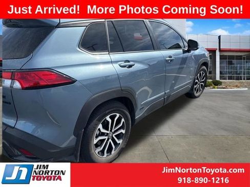 Used 2024 Toyota Corolla Cross AWD Hybrid image 4