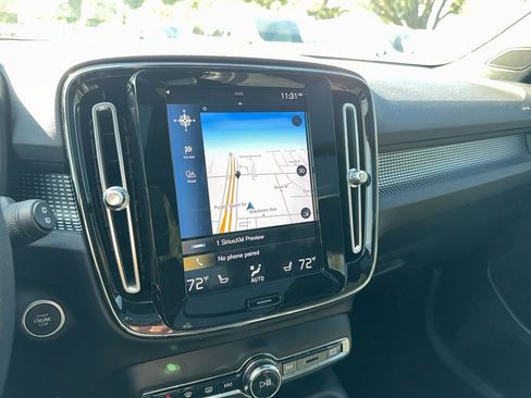 Used 2021 Volvo XC40 T5 R-Design w/ Protection Package Premier image 18