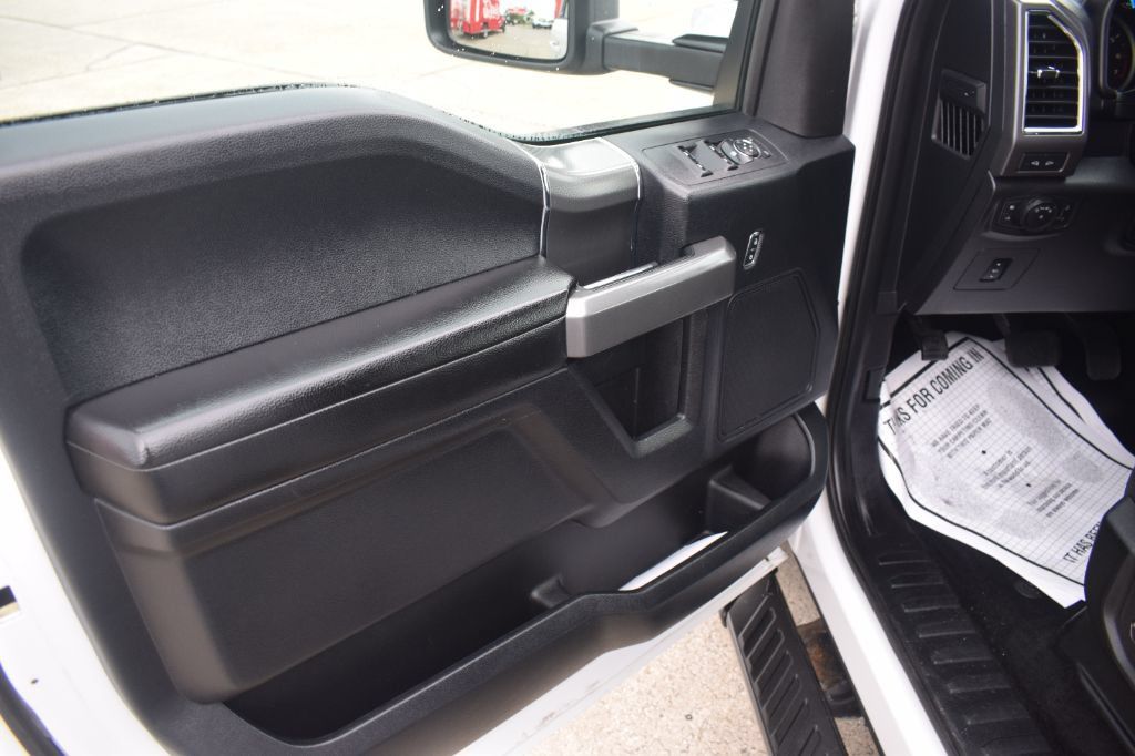 Used 2016 Ford F150 XLT w/ Equipment Group 302A Luxury AWD/4WD image 9