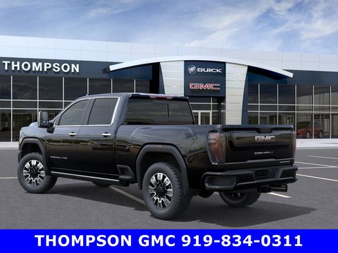 New 2025 GMC Sierra 2500 Denali w/ Denali Reserve Package image 3