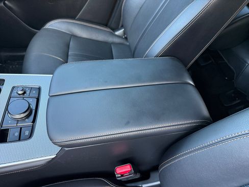 Certified 2025 MAZDA CX-70 Plug-In Hybrid w/ Premium Pkg image 14