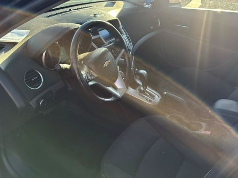 Used 2014 Chevrolet Cruze LT FWD image 9