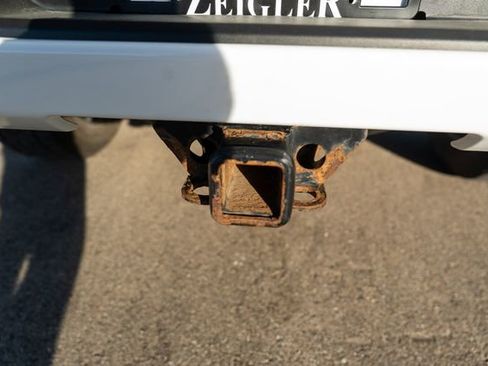 Used 2023 GMC Sierra 1500 AT4 image 18