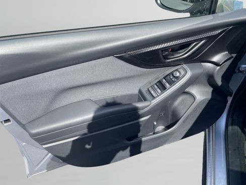 Used 2023 Subaru Crosstrek 2.0i Premium image 19