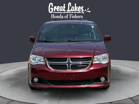 Used 2019 Dodge Grand Caravan SXT image 8