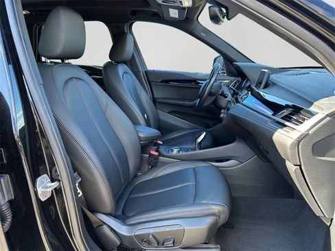 Used 2021 BMW X1 xDrive28i w/ Convenience Package image 12