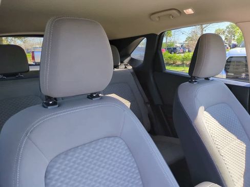 Used 2020 Ford Escape SE image 7