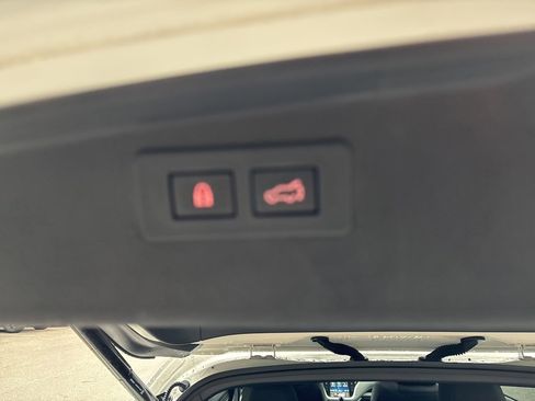 Used 2023 Subaru Outback Onyx Edition image 29