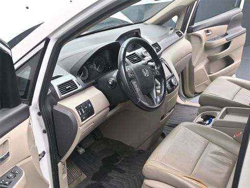 Used 2015 Honda Odyssey EX-L image 5