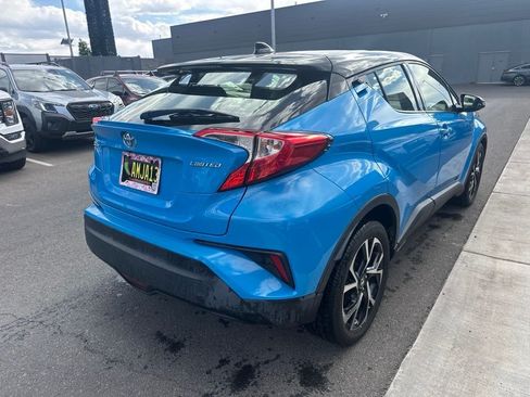 Used 2019 Toyota C-HR Limited FWD image 7