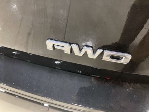 Used 2021 GMC Terrain SLE w/ Driver Convenience Package image 10