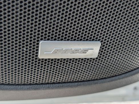 Used 2022 GMC Acadia Denali w/ Denali Ultimate Package AWD/4WD image 23