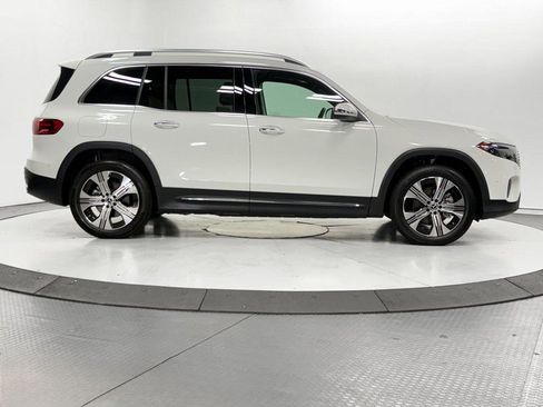 Certified 2024 Mercedes-Benz EQB 350 4MATIC SUV image 31