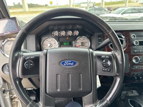Used 2010 Ford F350 Lariat image 12