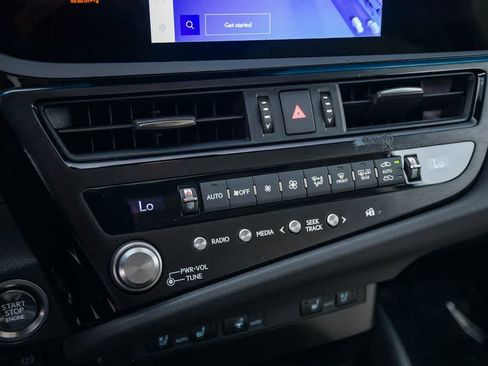 Used 2024 Lexus ES 350 w/ Premium Package FWD image 20