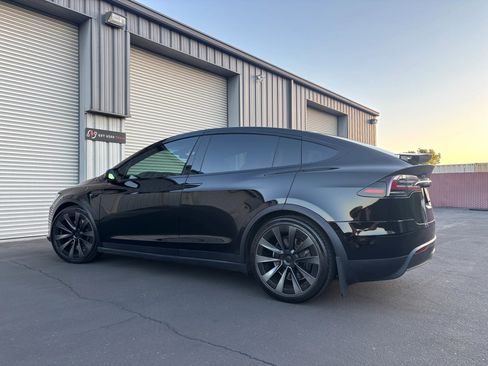 Used 2023 Tesla Model X AWD/4WD image 9