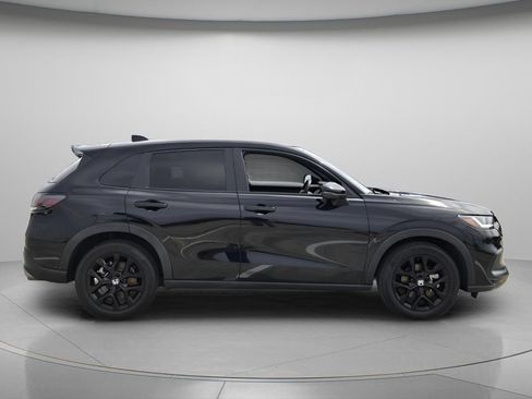Certified 2024 Honda HR-V Sport image 3