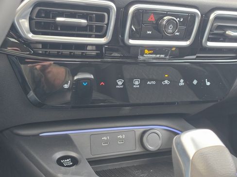 New 2026 Nissan Sentra SV w/ SV Convenience Package image 23