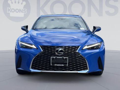 Used 2022 Lexus IS 300 AWD w/ Premium Package image 4